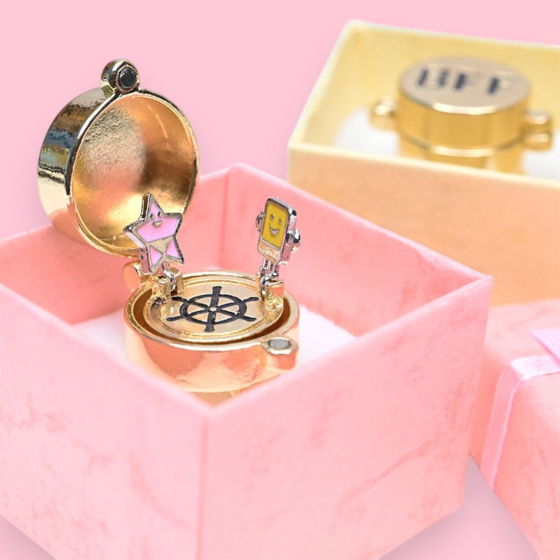 Miniscrapbook® BFF Ring