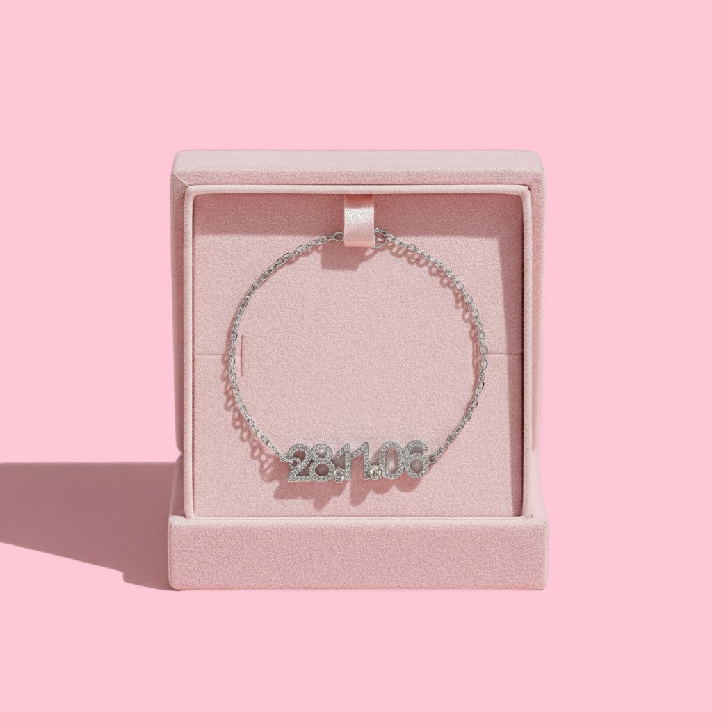 Miniscrapbook Forever Date Bracelet