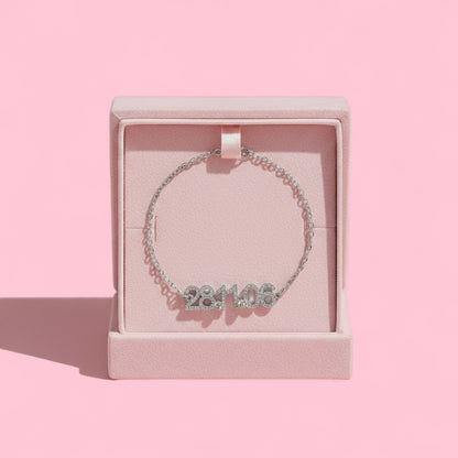 Miniscrapbook Forever Date Bracelet